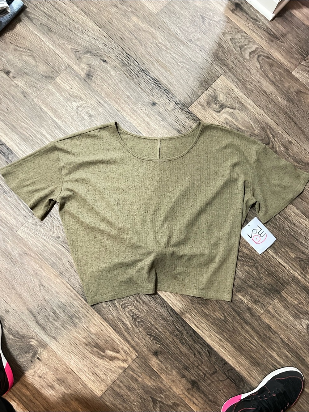 Z Supply Olive Short Sleeve Ribbed Tee Crop Top